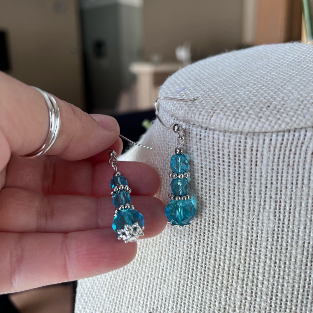 💎Handmade Earrings 💎 - Picture 3 of 9